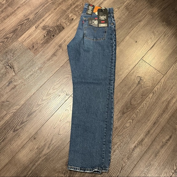 Levi’s Premium 501 Original Cropped Jeans - Picture 3 of 4